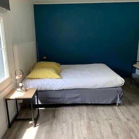 Apartament Logement Au Bord De La Loire